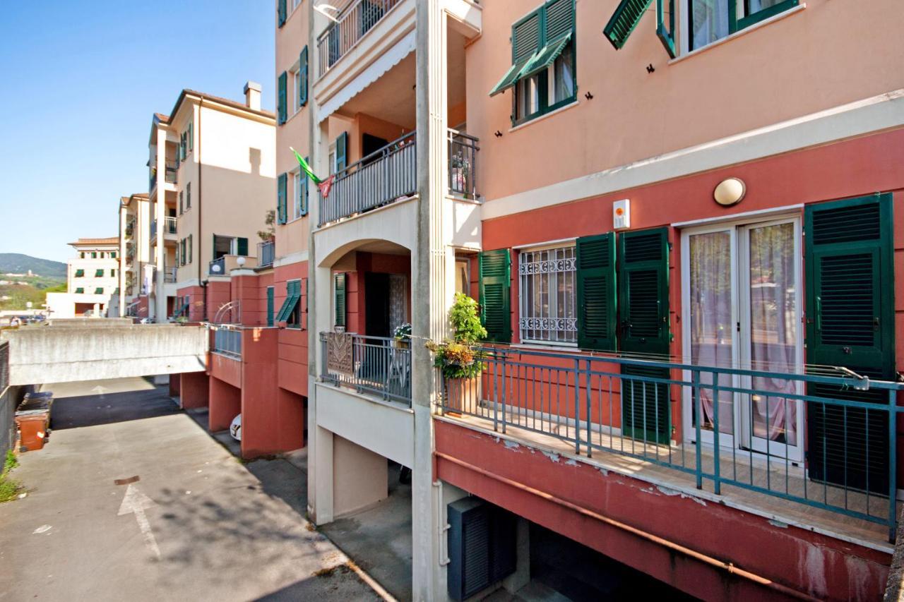 Maremonti Apartment Казарца Лигуре Екстериор снимка